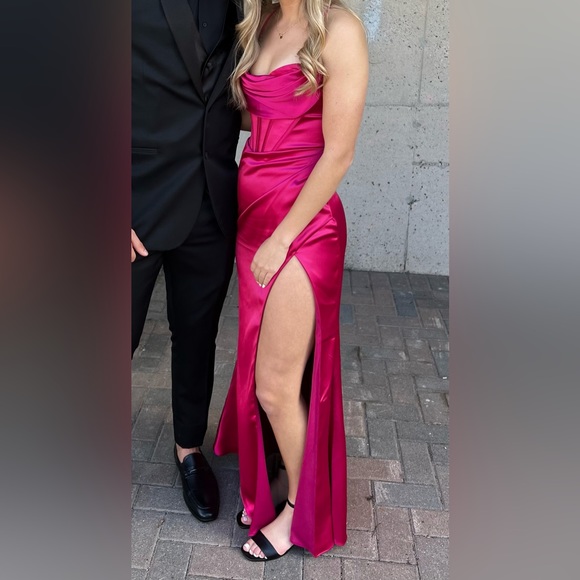 Pink corset top prom dress - Picture 2 of 5